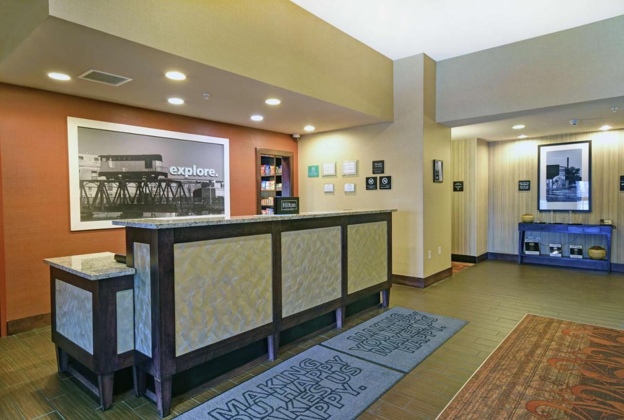 Hampton Inn Beloit Εξωτερικό φωτογραφία